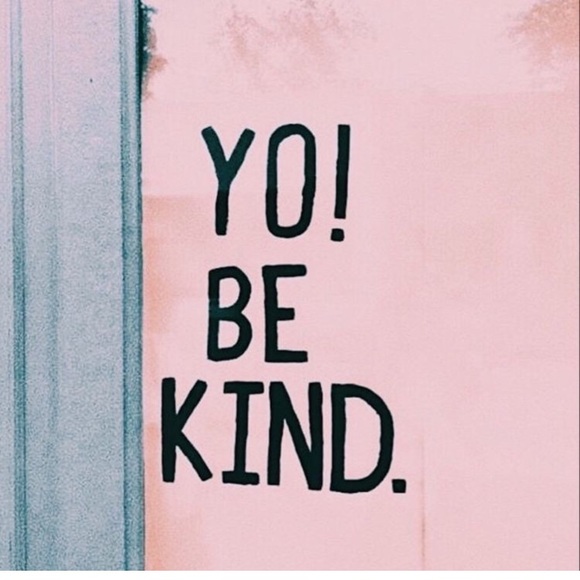 F R E E • NWT • Vegan Plumping Hydrogel Collagen Lip Renewal SET 6 Masks - Picture 10 of 10